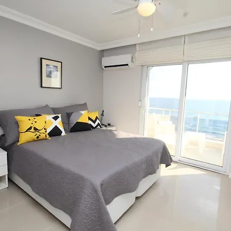 Апартаменты New Homes Full Seaview Luxury 2+1 Алания
